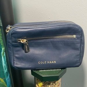Cole Han wristlet